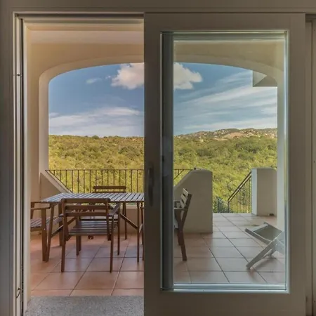 Elegant Ea Bianca 2 Bedroom Sleeps 6 Extra Bed Available Appartement Cala Bitta