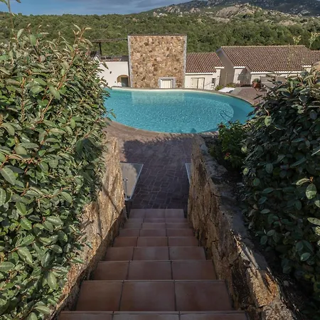 Elegant Ea Bianca 2 Bedroom Sleeps 6 Extra Bed Available Cala Bitta