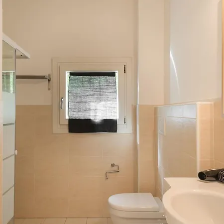 Elegant Ea Bianca 2 Bedroom Sleeps 6 Extra Bed Available Lejlighed *