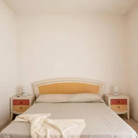 Elegant Ea Bianca 2 Bedroom Sleeps 6 Extra Bed Available Cala Bitta