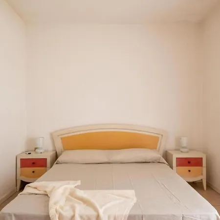 Elegant Ea Bianca 2 Bedroom Sleeps 6 Extra Bed Available Lejlighed *