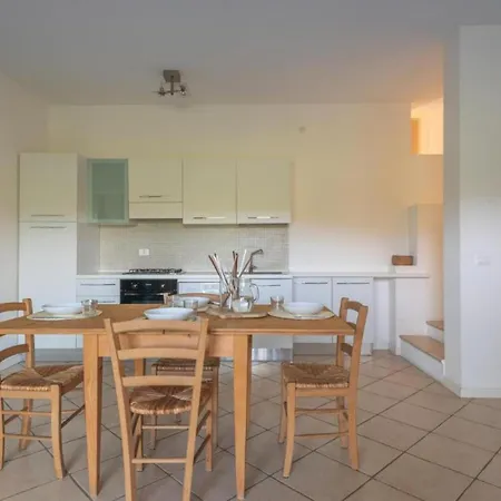 Apartment Elegant Ea Bianca 2 Bedroom Sleeps 6 Extra Bed Available *