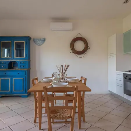 Lejlighed Elegant Ea Bianca 2 Bedroom Sleeps 6 Extra Bed Available Cala Bitta