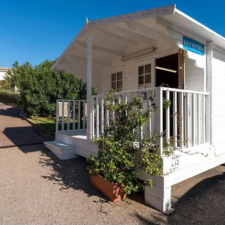 Elegant Ea Bianca 2 Bedroom Sleeps 6 Extra Bed Available Apartmán Cala Bitta